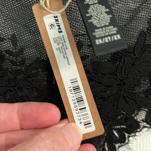 131 NWT SKIMS LACE UNLINED BALCONETTE CORSET and low rise dipped booster 2x set - Picture 6 of 7
